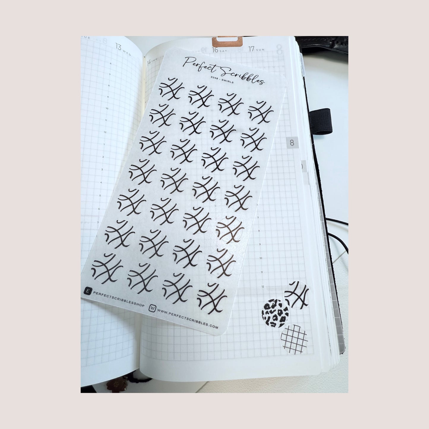 Large Circle Shaped Journaling Sticker in Lines Pattern